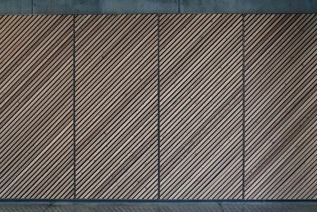 Çapraz ahşap panel