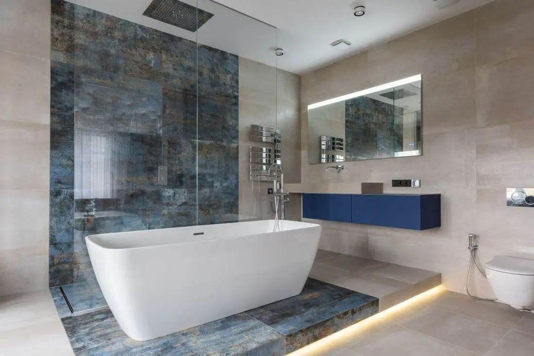 Ayaklı küvetli banyo