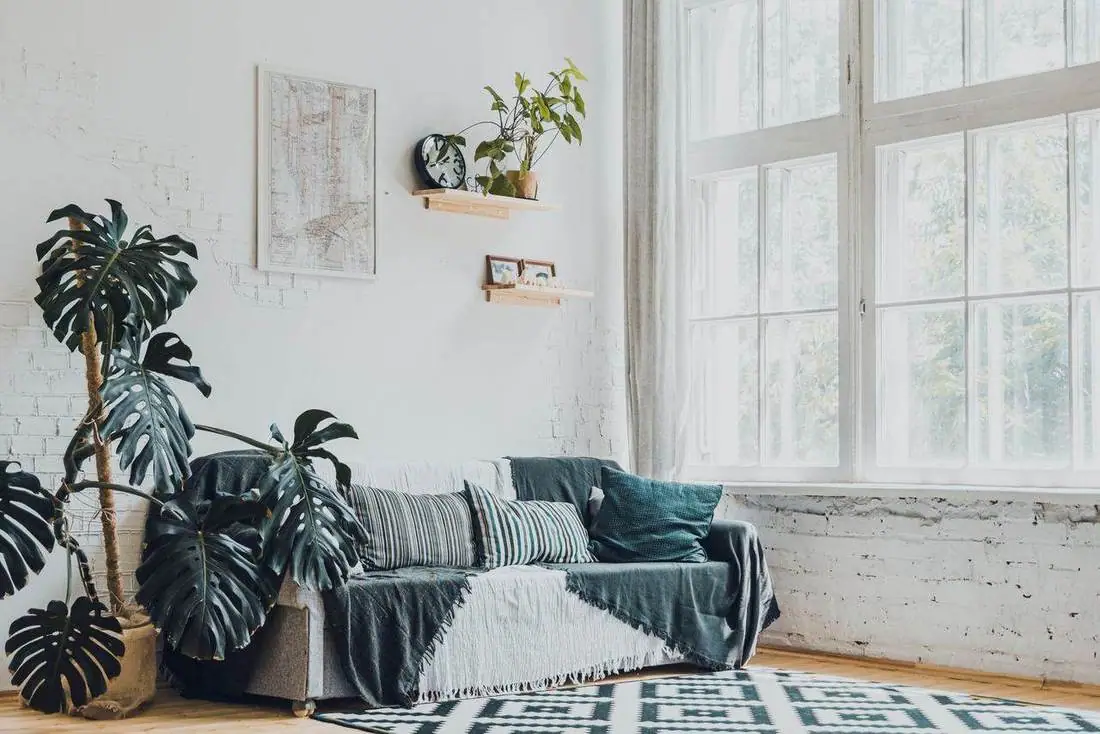 Boyası yenilenmiş ferah salon